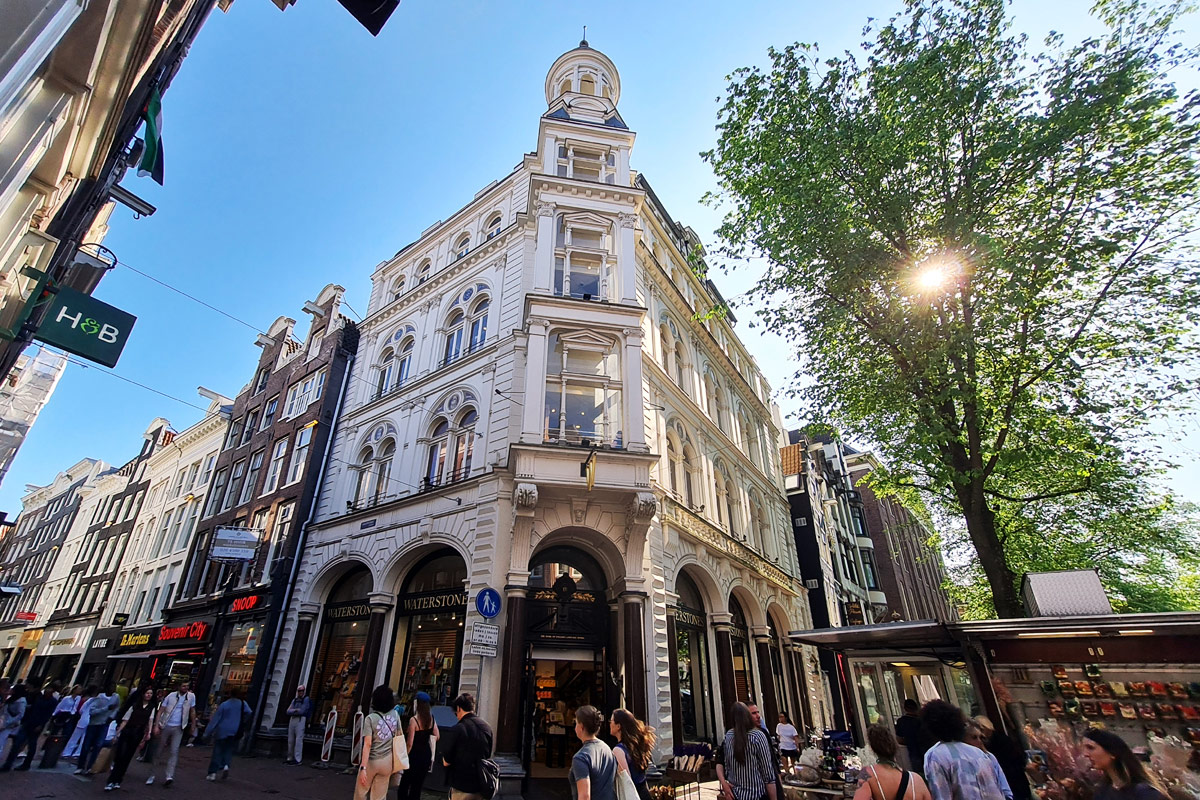 Buchhandlung Waterstones in Amsterdam